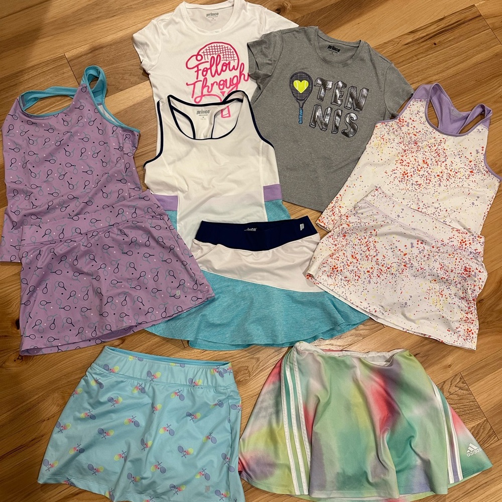Girls Tennis Lot